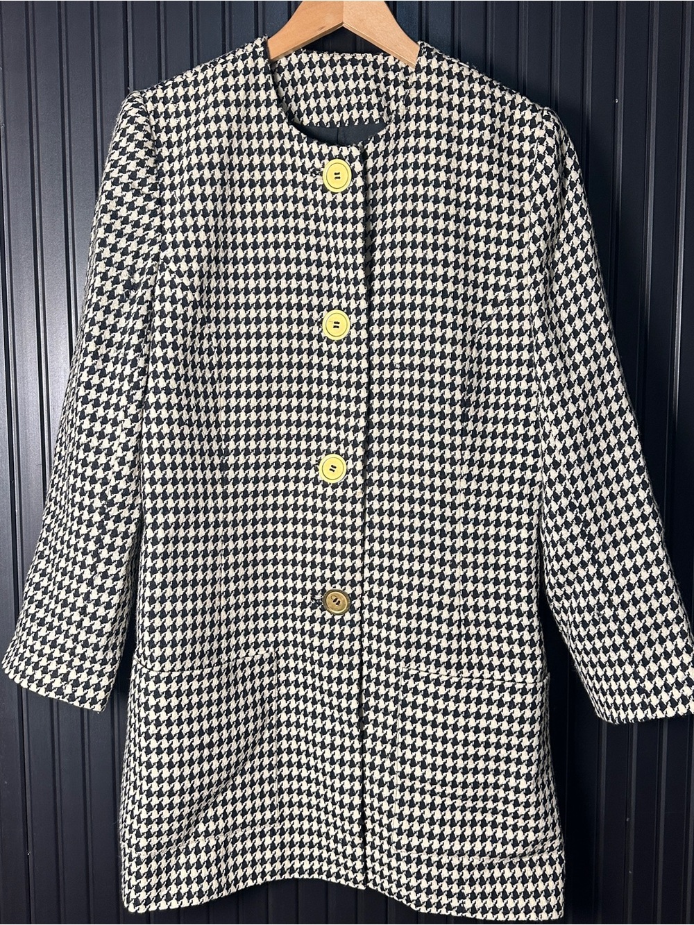 Vtg Doncaster Black and White Houndstooth Jacket with Lg Gold Buttons Made USA
